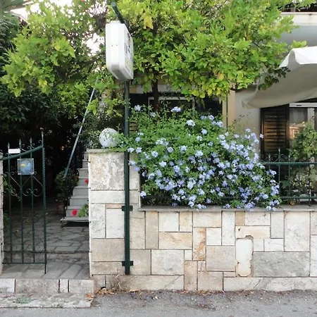 Grivas Apartments Sívota Extérieur photo