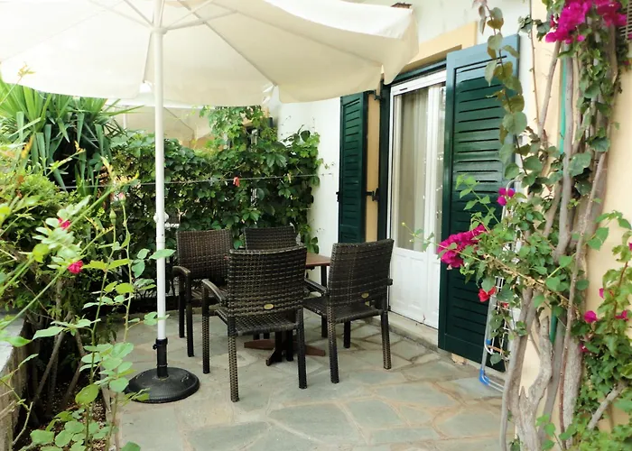 Grivas Apartments